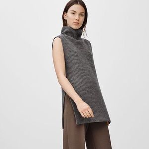 Wilfred Durandal Sleeveless Sweater